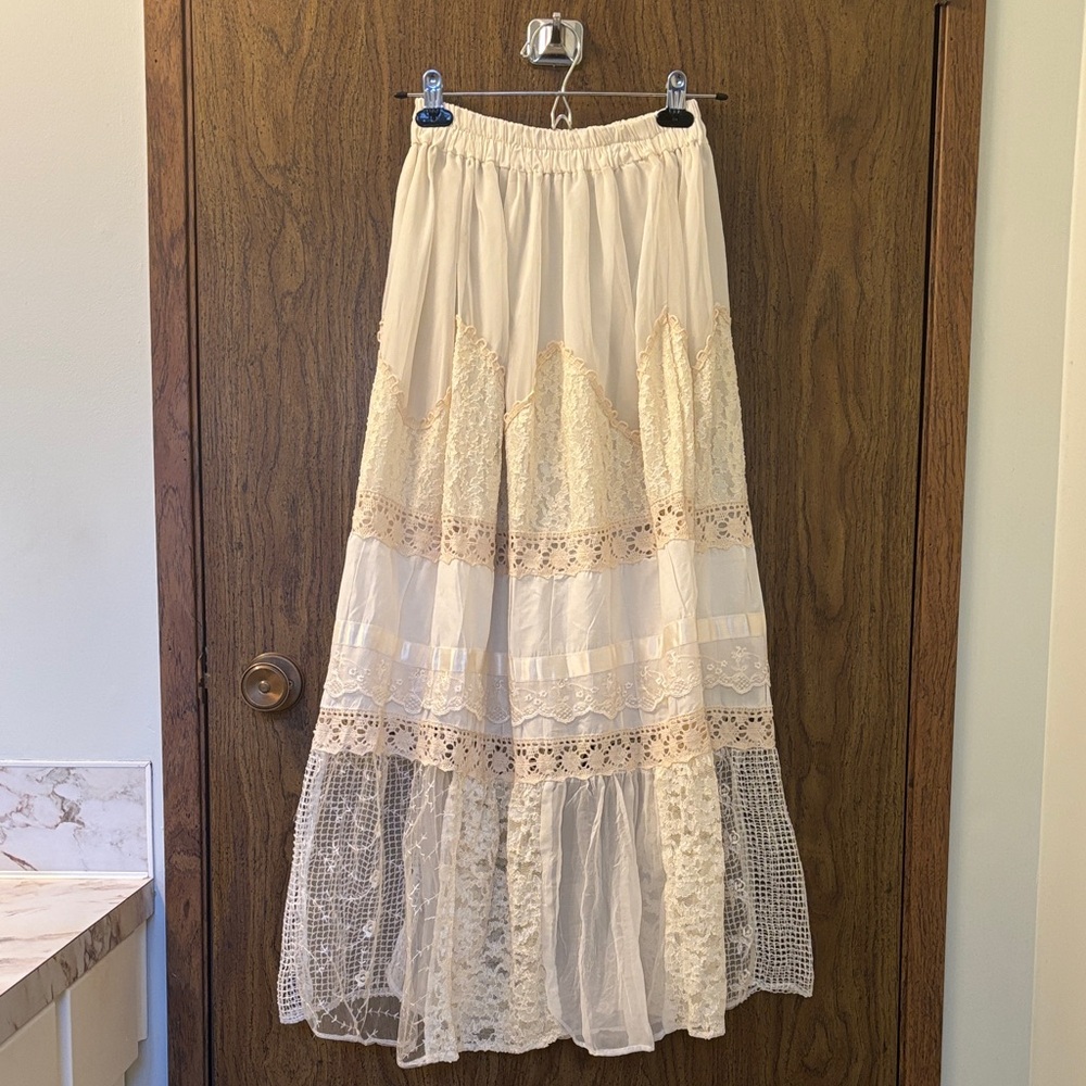 Elegant Cream Lace Maxi Skirt